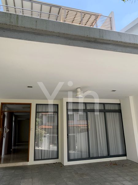 4 Bed Semi-Detached House (Landed) for Rent in  Mount Sinai Lane - Image 3